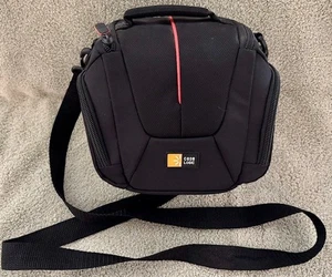 Case Logic Camera Bag with Strap, 2 Outside Zipper Pockets, PERFECT CONDITION! - Picture 1 of 2