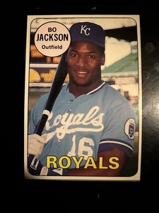 1990 BASEBALL KARTEN MAGAZIN REPLI-KARTEN HANDGESCHNITTEN #41 BO JACKSON - Bild 1 von 2