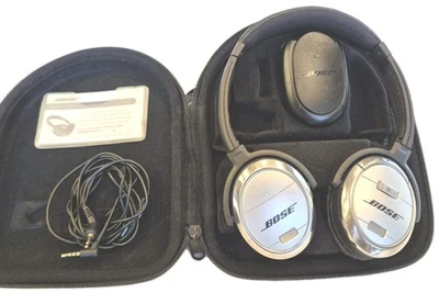 Bose QuietComfort 15 QC15 Acoustic Noise Canceling Wired Headphones w/Case - Image 1 of 4