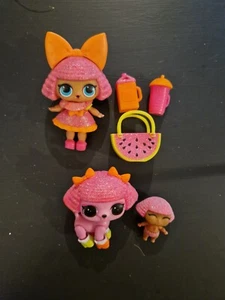 LOL Puppe Glitter Queen Serie 1 Familie Konvolut Lil Sis Pet - Bild 1 von 5