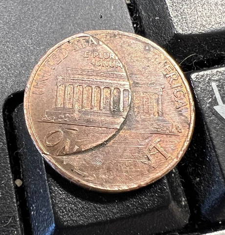 1 Cent Lincoln head Cent Penny 1997 error dd stamp 👀 @ the DIFFERENCE in hight Cover