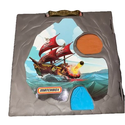 2006 Mattel Matchbox Car Pirate Ship Island Folding Portable Carry Case Pop Up - Image 1 of 4