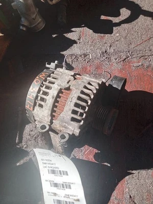 Alternador 6 cilindros 180 amperios compatible con BMW 328i 374439 07-13 Foto 1 de 4