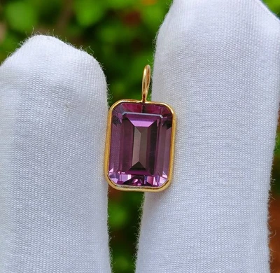 Alexandrite Gemstone Charm 18K Solid Gold Pendant, Handmade Necklace Pendant - Image 1 of 4