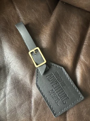 Portland Leather Goods Smooth Black Luggage Tag And So The Adventure Begins - Image 1 of 2