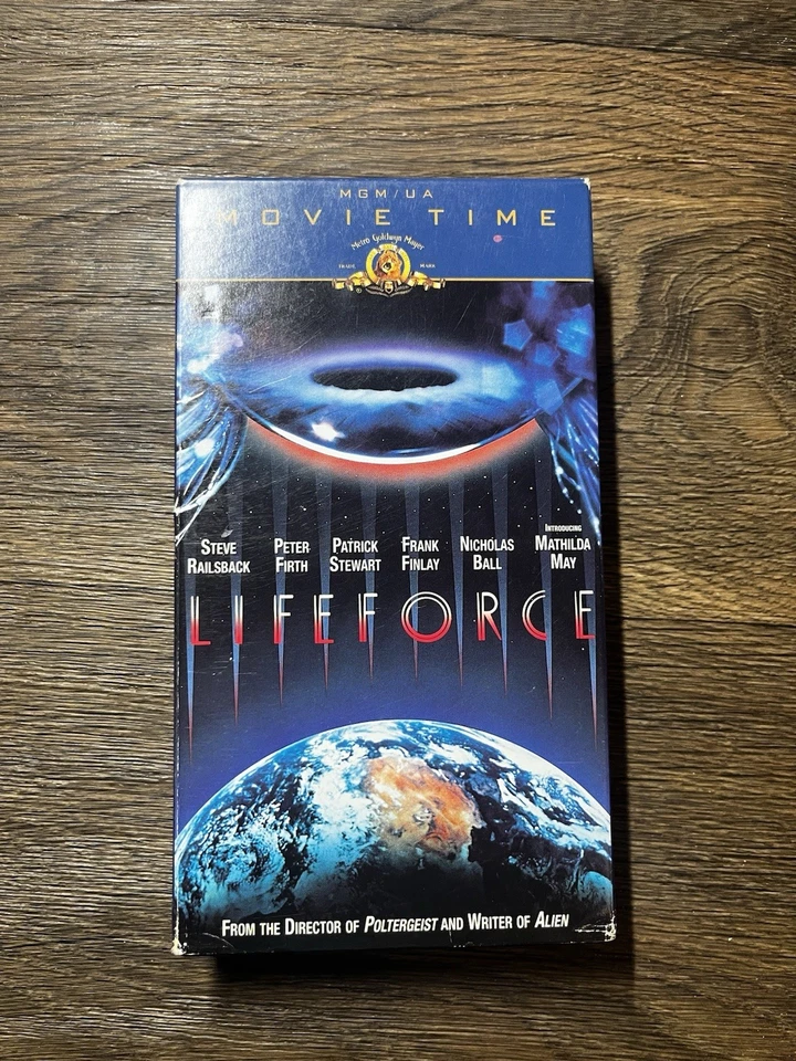 Vintage 1985 Lifeforce VHS Tape Sci-Fi Movie Patrick Stewart Mathilda MGM - Image 1 of 3