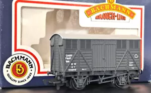 Bachmann OO Gauge 33-202 - G.W.R. Grey 12 Ton Fruit Van - Foto 1 di 11