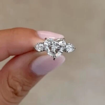 3.34 TCW Heart Cut Moissanite Three Stone Engagement Ring 14K White Gold Plated - Изображение 1 из 4