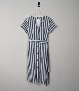 Nuevo con etiquetas Vestido de Verano Bonito Jardín Abotonado Cinturón Rayas Forrado con Bolsillos Pequeño - Imagen 1 de 10