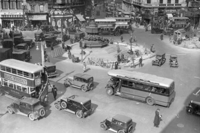 Piccadilly Circus London England 1932 Archival Photo Art Print Poster 18x12 - Image 1 of 3