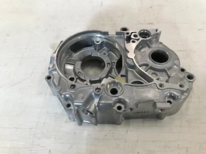 Cárter izquierdo F2V Honda CR 86-12 OEM 11200-GW8-670 - Imagen 1 de 11