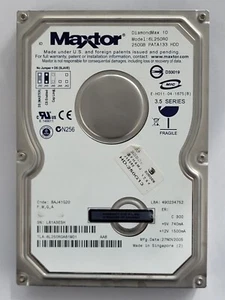 6L250R0, Code: 6L250R0A61M01, 4 Letters: NMGA, Maxtor 250Gb 3.5" HDD - Imagen 1 de 2