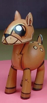 DERA ~ Kidrobot FINDERS KEEPERS 3" Designer Urban Vinyl / Joe Ledbetter @ 2007 - Image 1 of 3