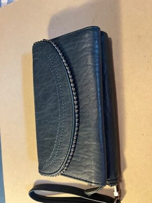 Women's Jessica Simpson Blue Wristlet (EUC) - Image 1 of 4