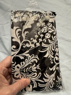 Cubiertas de ubre cubierta de enfermería UPS Foto 1 de 2