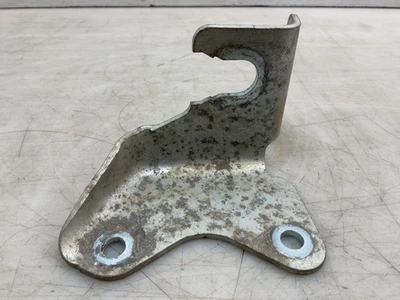 Jeep JK Wrangler OEM Transfer Case Cable Bracket for Auto Trans 2007-2011 063903 - Image 1 of 4