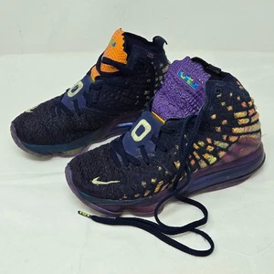NIKE LEBRON 17 MONSTARS NBA CD5050-400 VIOLA SCARPE UOMO TAGLIA 6 - Foto 1 di 10
