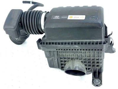 Conjunto de filtro de aire Hyundai Elantra 2017-2020 sedán 2,0 L negro OEM Foto 1 de 4