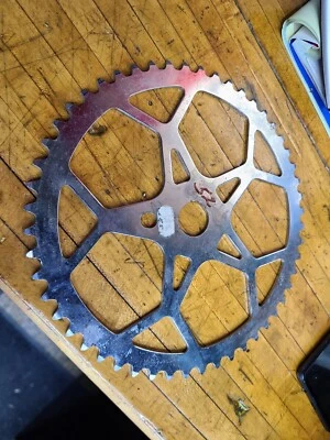 Piñón de rueda dentada de BMX Old School SUGINO Snowflake 52T vintage sin estampar Foto 1 de 2