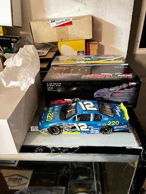 Action RCCA 2002 - Kerry Earnhardt #12 10-10-220 - NASCAR Diecast 1:24 - Image 1 of 2