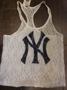 VICTORIAS SECRET PINK RARE FIND NEW YORK YANKEES MLB LACE CURVED HEM TANK L - Picture 1 of 2
