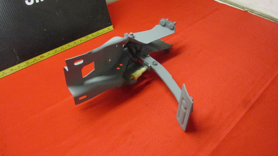 Chevrolet Nova 1975-1979 pedal de freno automático Foto 1 de 4