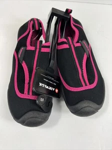 Girls Airwalk water shoes. Skid Resistant bottom. Adjustable backing. Size 2-3 - Picture 1 of 12