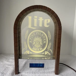 Vintage Miller Lite Beer Digital Lighted Clock A Fine Pilsner Beer Stained Glass - Picture 1 of 10