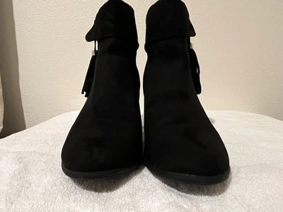 Botín Lauren Conrad Sweet Peas negro tacón de 3 pulgadas para mujer talla 9,5 M cremallera lateral Foto 1 de 4