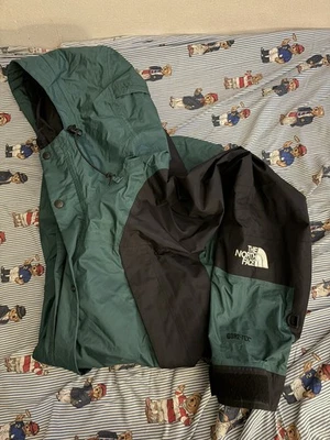 Vintage The North Face Light Jacket Green Mountain Guide Gore-Tex TNF Men's L - Image 1 of 4