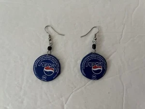 New Vintage Handmade Pepsi Cola Bottle Cap Dangling Pierced Earrings - Picture 1 of 2