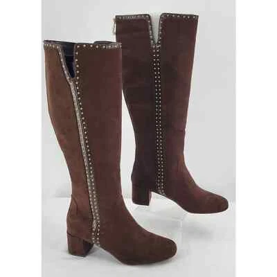 Женские высокие замшевые сапоги Adrienne Vittadini Larosa 9,5 M с заклепками на молнии на блочном каблуке - Изображение 1 из 4