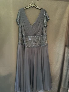 Usado en Excelente Condición Tadashi V CUELLO CUENTAS ACENTO AZUL MARINO VESTIDO CON LENTEJUELAS/CUENTAS 24W - Imagen 1 de 8