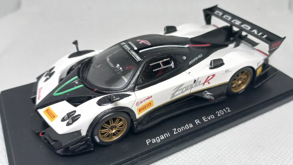 Pagani Zonda R Evo 2012 1/43 Spark S3562 - Immagine 1 di 4