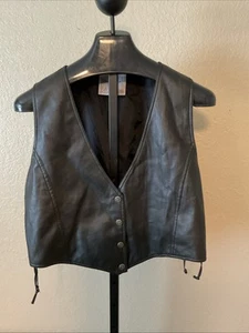 Womens size 18 W Plus Factor Black Faux Leather Vest Biker Lace-Up Snap - Picture 1 of 8