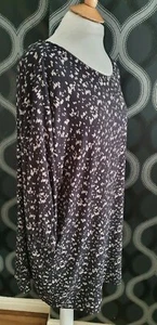 CAPSULE Black & Beige Abstract Long Length Tunic Size 22 - Picture 1 of 4
