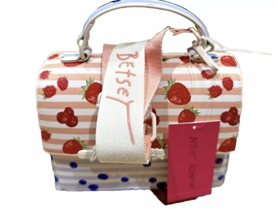Betsey Johnson 2025 年春季斜挎包草莓和浆果钱包全新带标签 — 第 1/4 张图片