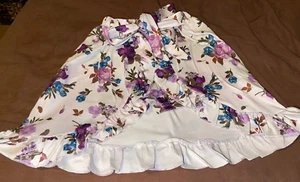 SKORT/FLOWERY with BOW TIE PINK'S & PURPLE'S & BLUE'S & BROWN'S ON CREME COLOR - Picture 1 of 9