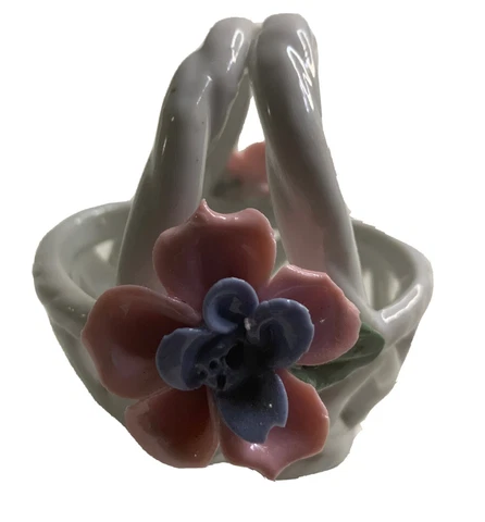 Miniature Ceramic/Porcelain Woven Easter Basket With Flower Accents Cover