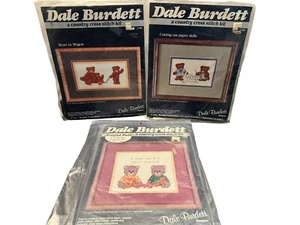 Vintage Set mit 3 Dale Burdett Country Teddybär-Sets mit Kreuzstich - Bild 1 von 4
