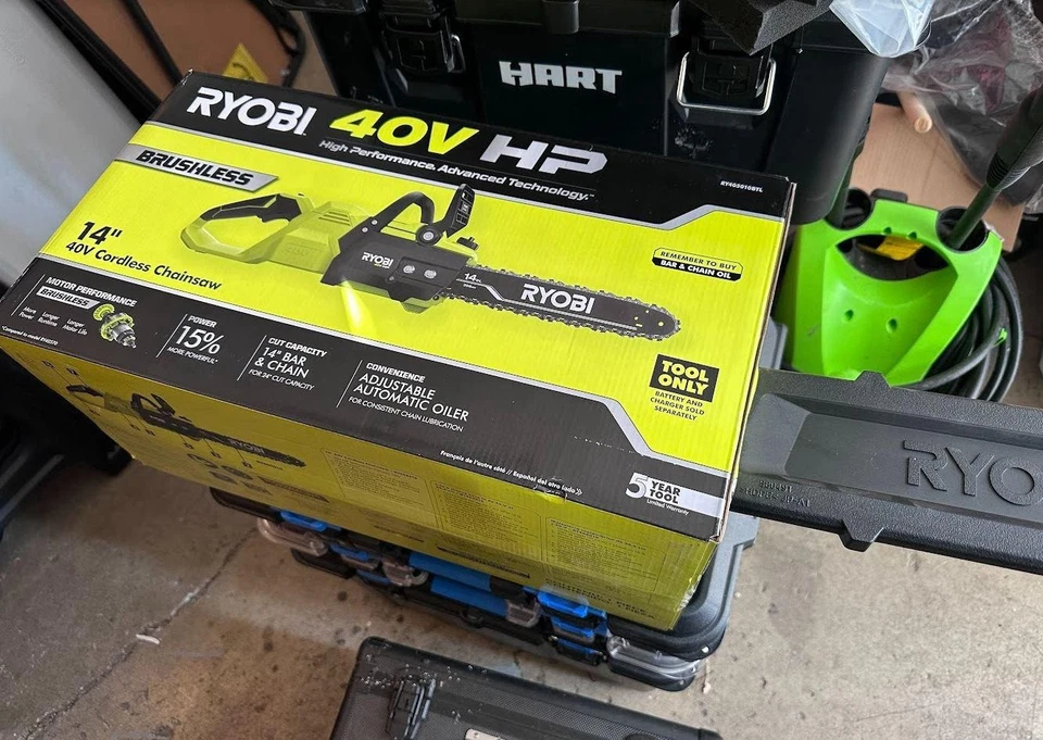 "Motosierra RYOBI de 14"" pulgadas inalámbrica cadena 40 V aceite automático (solo herramienta)" Foto 1 de 1