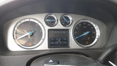 Escalade OE 2013 velocímetro calibre grupo 117 k millas Cadillac Foto 1 de 4