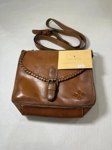 Bandolera PATRICIA NASH #P53414 con detalle cosido en el color Florencia - Imagen 1 de 22