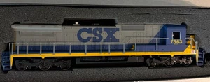 Bachmann Spectrum HO GE DASH 8-40C Locomotive, CSX #7563 - Picture 1 of 4