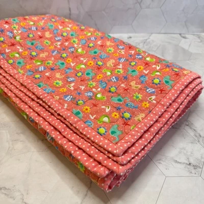 Manta acolchada rosa hecha a mano para hospital infantil Phoenix 29x34" Foto 1 de 4