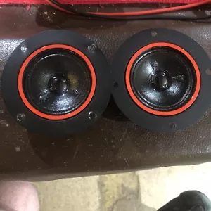 Tweeters 6ohms. 2 1/4”. perfect for a 100watt system - Picture 1 of 2