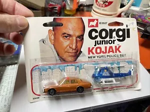 1977 KOJAK E2527 Corgi Junior Buick Regal and Police Helicopter Moc Open Card - Picture 1 of 18