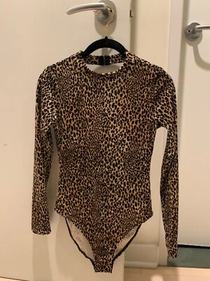 Body de terciopelo con estampado de leopardo manga larga espalda abierta XS Foto 1 de 3