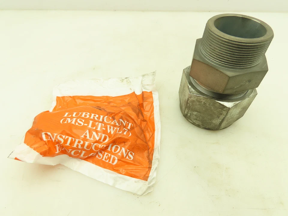 Swagelok S-3200-1-32 Male Connector Fitting 2" Tube x 2" NPT - Image 1 of 4