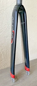 WIDELEC WĘGLOWY TRUE TEMPER ALPHA Q 1/8 CALA 700C 330 GRAMÓW 198 MM RURA STERUJĄCA - Zdjęcie 1 z 10